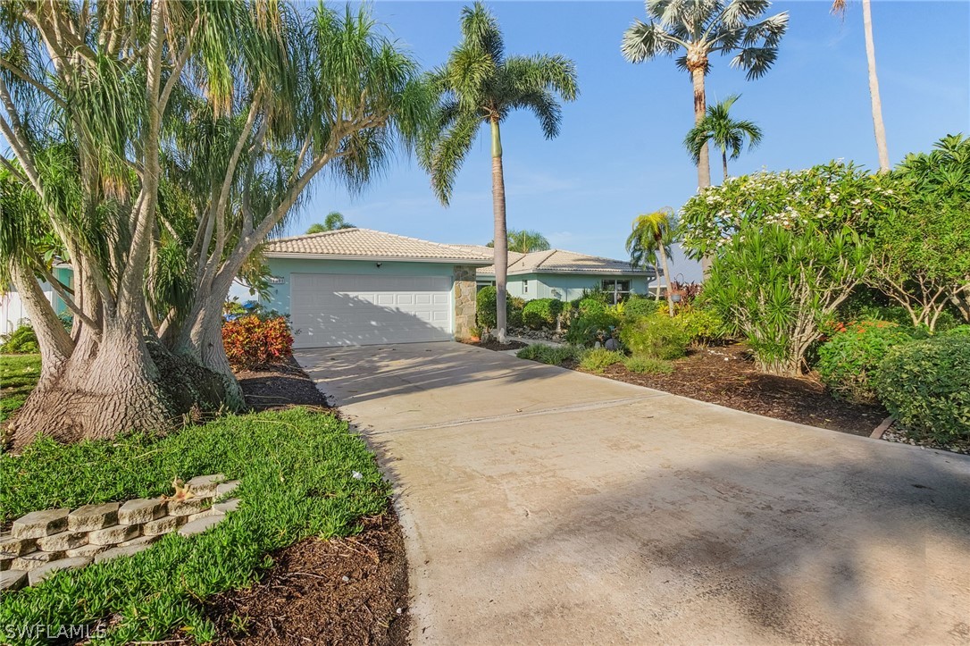 11891 Island AVE Matlacha FL 33993