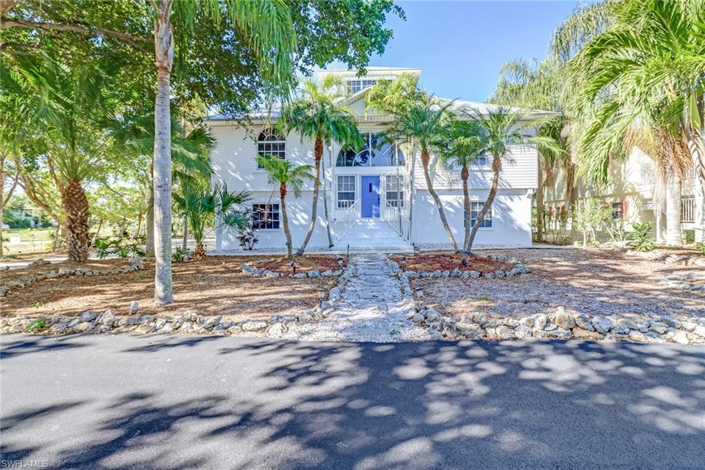 2988 Buttonwood Key CT St. James City FL 33956