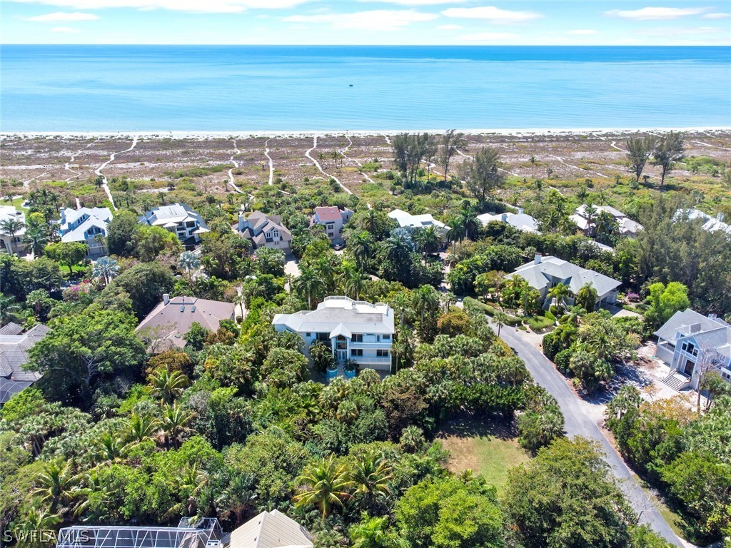 1321 Seaspray LN Sanibel FL 33957