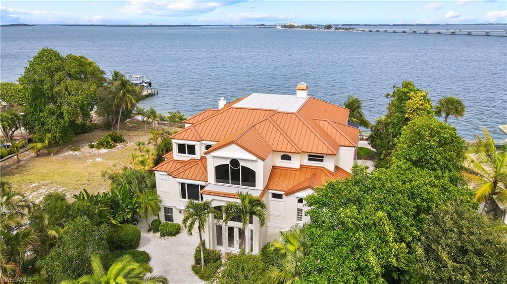 1020 Bayview DR Sanibel FL 33957