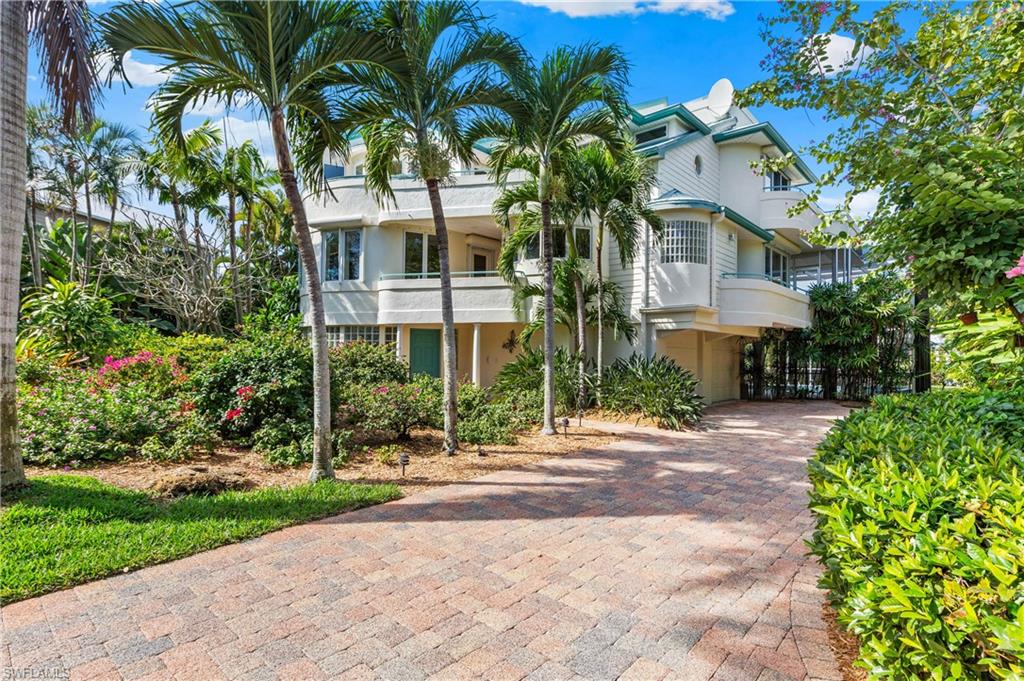 1761 Venus DR Sanibel FL 33957